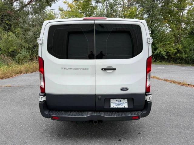 2018 Ford Transit w/Sliding Side Door w/RWB
