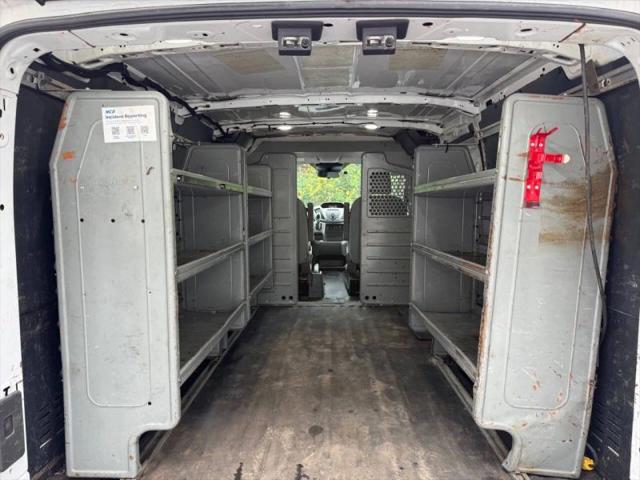 2018 Ford Transit w/Sliding Side Door w/RWB