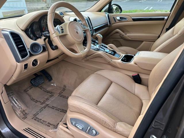 2014 Porsche Cayenne Base