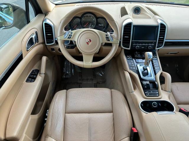 2014 Porsche Cayenne Base