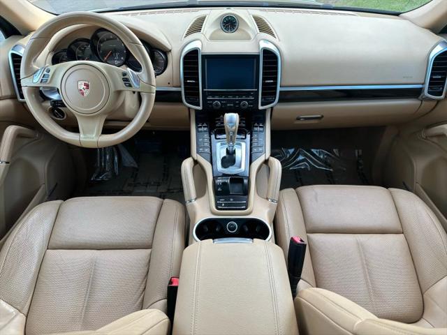 2014 Porsche Cayenne Base