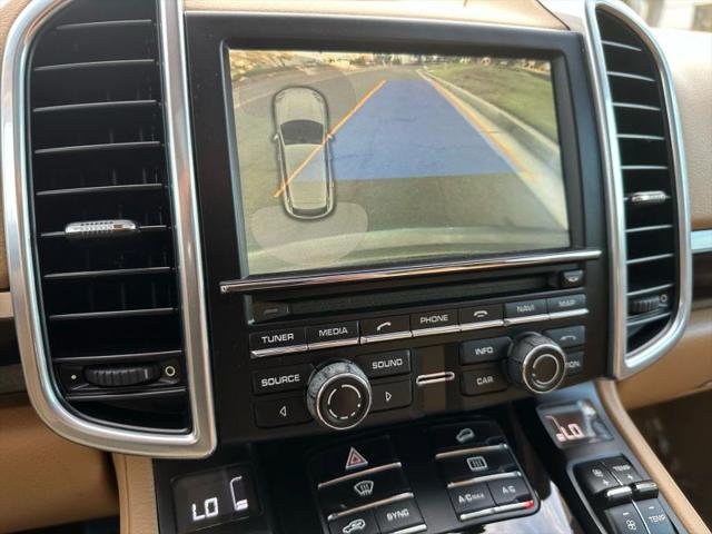 2014 Porsche Cayenne Base