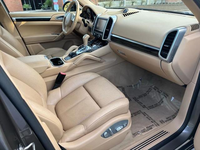 2014 Porsche Cayenne Base