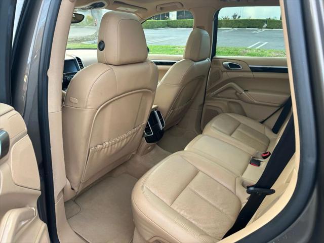 2014 Porsche Cayenne Base