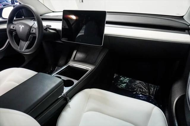 2024 Tesla Model Y Long Range Single Motor Rear-Wheel Drive