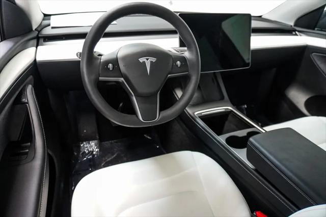 2024 Tesla Model Y Long Range Single Motor Rear-Wheel Drive