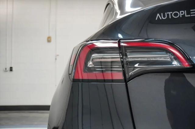 2024 Tesla Model Y Long Range Single Motor Rear-Wheel Drive