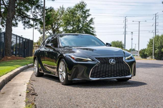 2023 Lexus IS 300 300