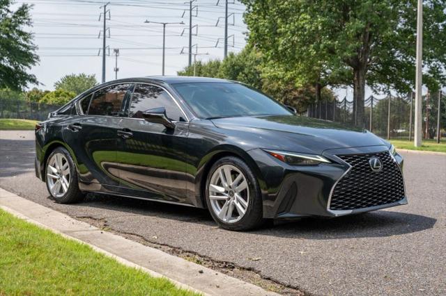 2023 Lexus IS 300 300