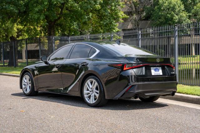 2023 Lexus IS 300 300