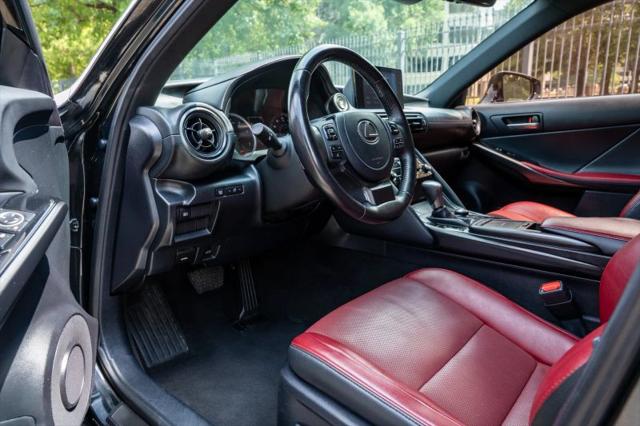 2023 Lexus IS 300 300