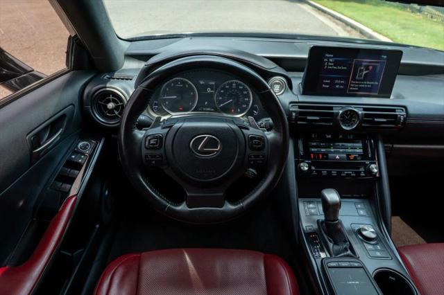 2023 Lexus IS 300 300