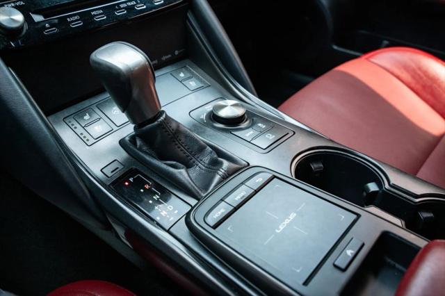 2023 Lexus IS 300 300