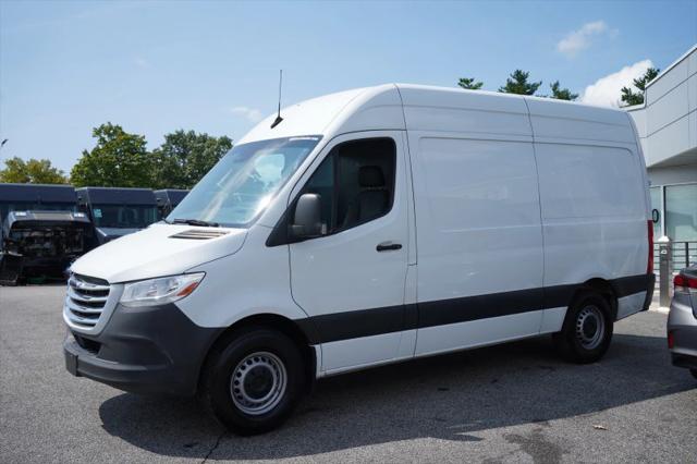 2021 Freightliner Sprinter Standard Roof I4