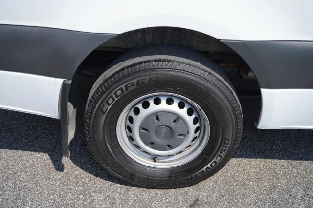 2021 Freightliner Sprinter Standard Roof I4