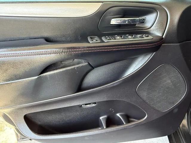 2012 Dodge Grand Caravan R/T