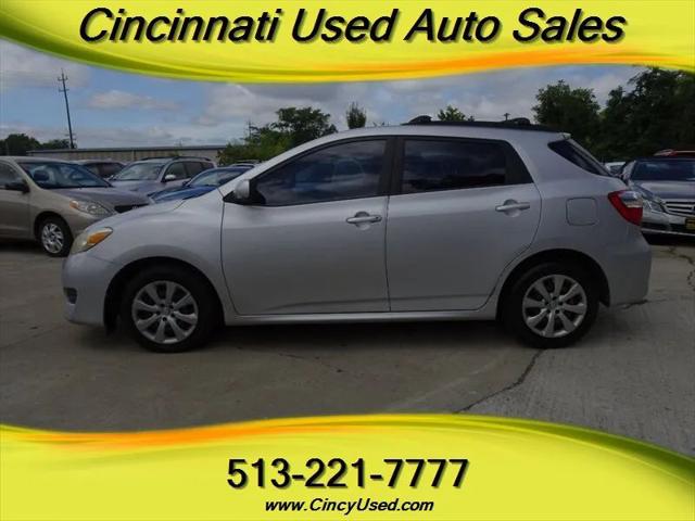 2009 Toyota Matrix Base
