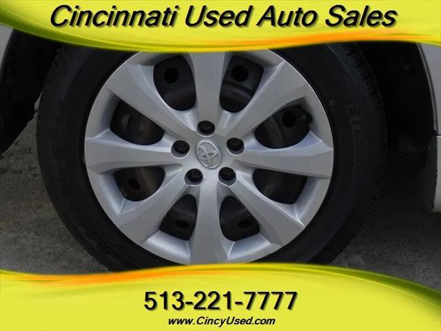 2009 Toyota Matrix Base