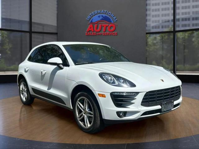 2017 Porsche Macan Base