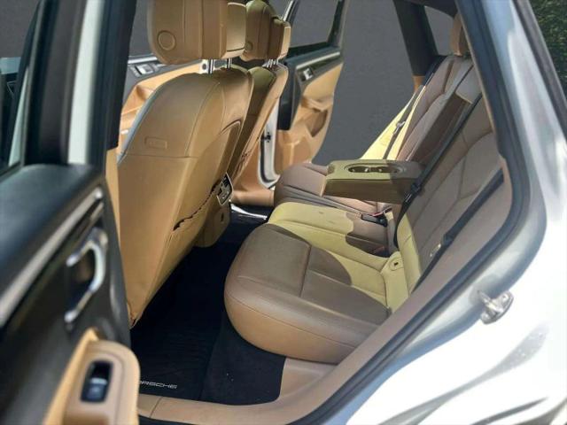 2017 Porsche Macan Base