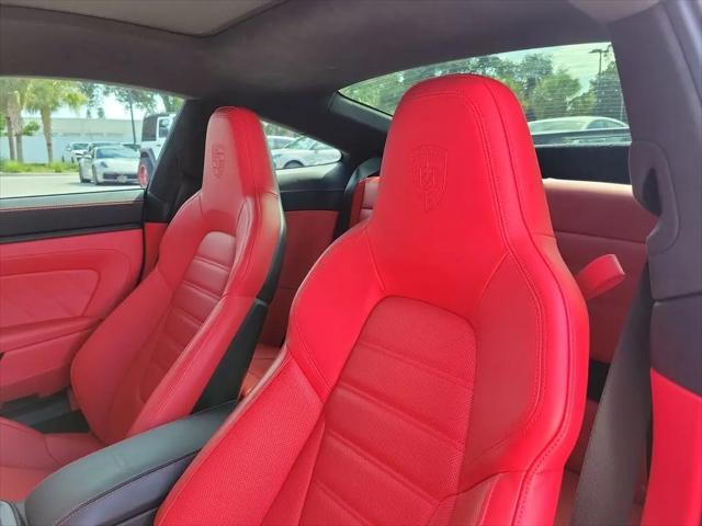 2024 Porsche 911 Carrera GTS