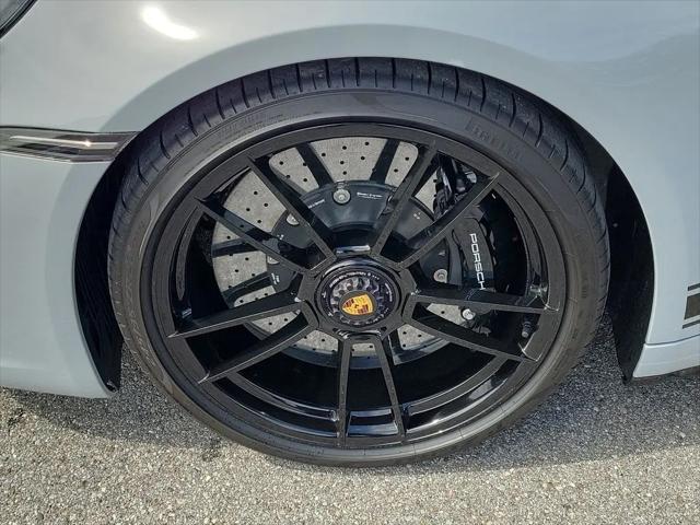 2024 Porsche 911 Carrera GTS