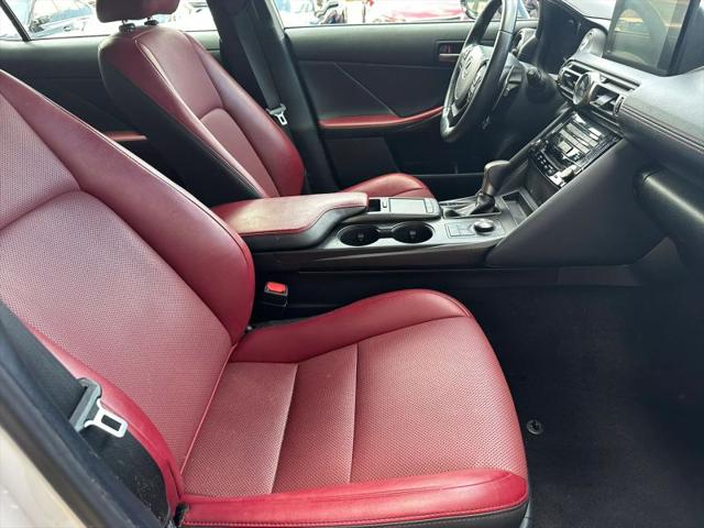 2021 Lexus IS 300 300