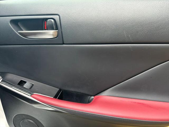 2021 Lexus IS 300 300
