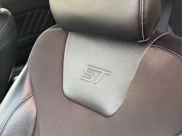 2019 Ford Edge ST