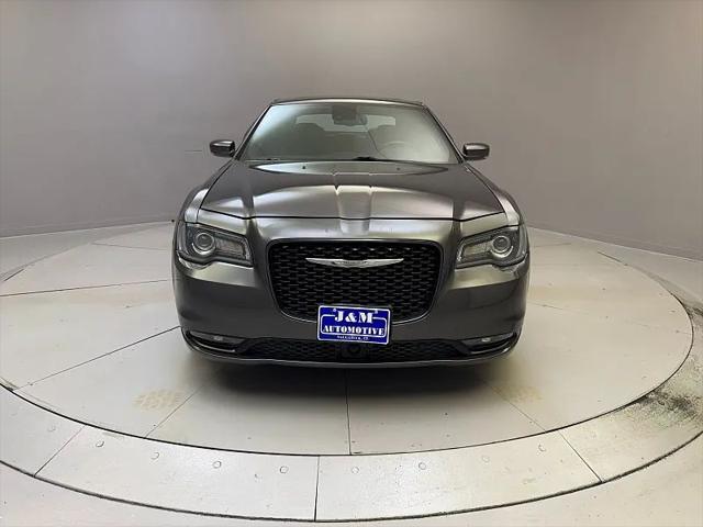 2018 Chrysler 300 300S AWD