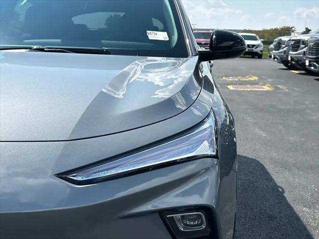 2026 Buick NV Sport Touring FWD