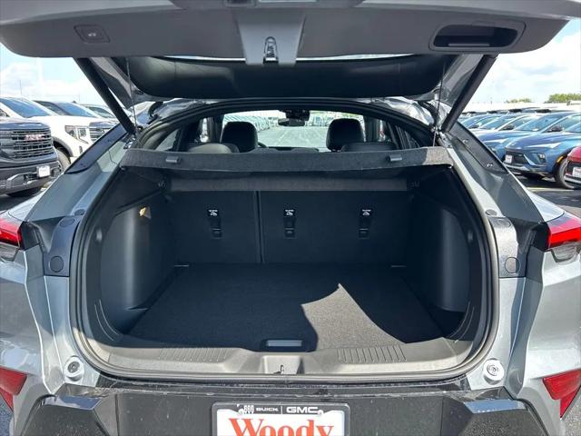 2026 Buick NV Sport Touring FWD