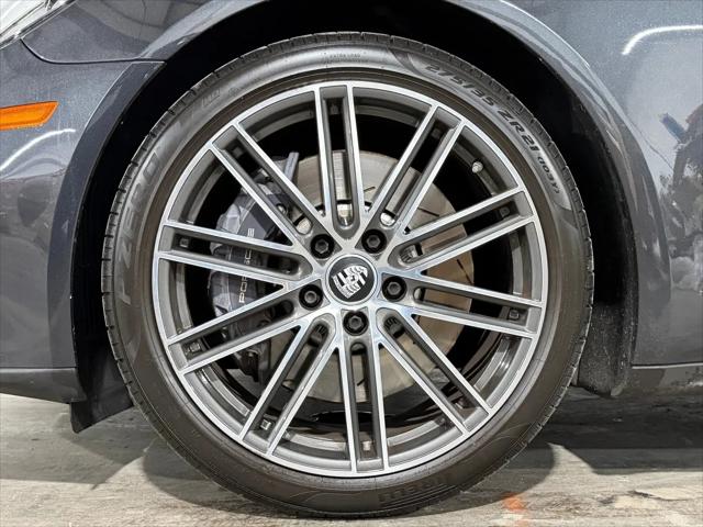 2021 Porsche Panamera Panamera