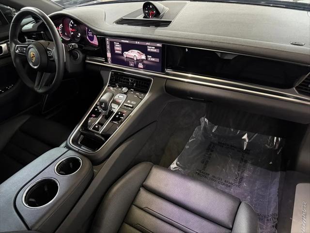2021 Porsche Panamera Panamera