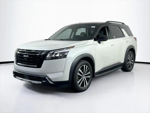 2023 Nissan Pathfinder Platinum 4WD for sale in Williamstown, NJ