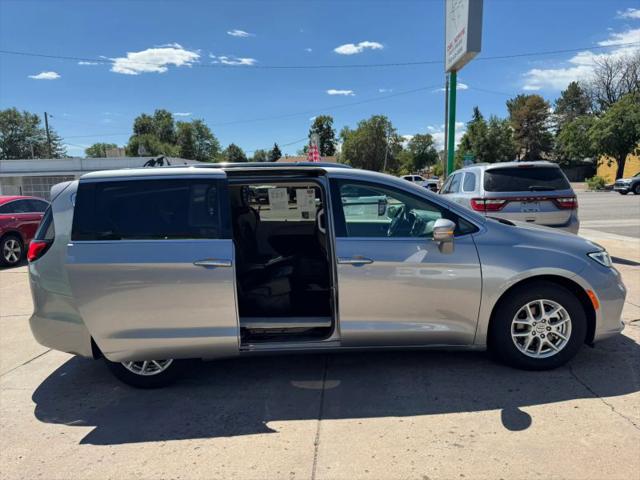 2021 Chrysler Pacifica Touring L