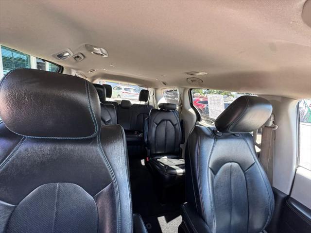 2021 Chrysler Pacifica Touring L