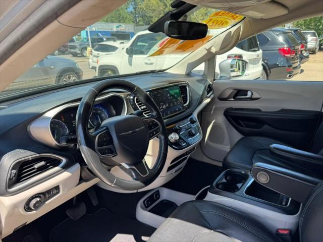 2021 Chrysler Pacifica Touring L