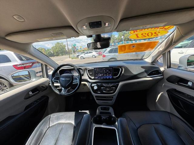2021 Chrysler Pacifica Touring L