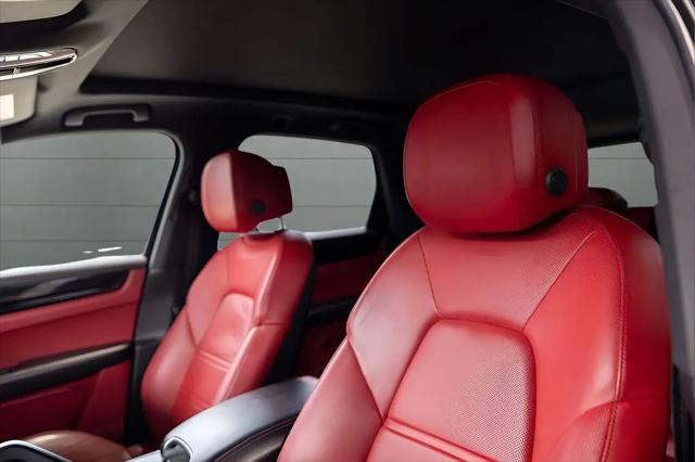 2023 Porsche Cayenne Cayenne