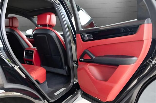 2023 Porsche Cayenne Cayenne
