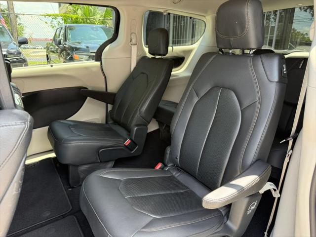 2020 Chrysler Pacifica Touring L Plus