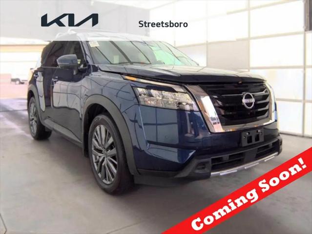 2023 Nissan Pathfinder SL 4WD for sale in Streetsboro, OH