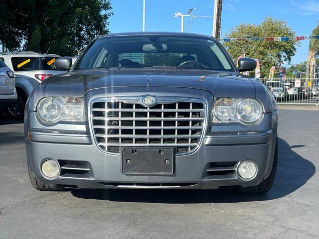 2006 Chrysler 300 SRT8