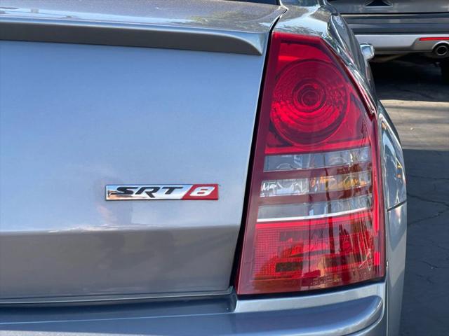 2006 Chrysler 300 SRT8
