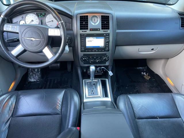 2006 Chrysler 300 SRT8