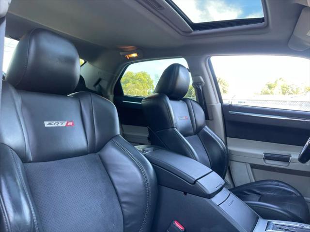 2006 Chrysler 300 SRT8