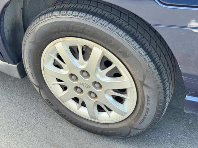 2000 Chevrolet Impala Base