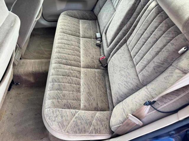 2000 Chevrolet Impala Base