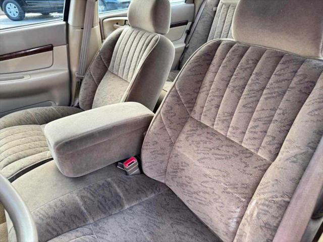 2000 Chevrolet Impala Base